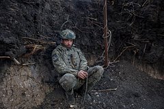 Lishilis pozicij 2014 goda na ukraine zajavili o proryve rossijskoj armii na toreck 4793e26.jpg