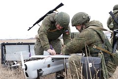 Rossijskie voennye sbili iz kompleksa osa dron leleka i unikalnoe nochnoe krylo vsu 3cc4df9.jpg