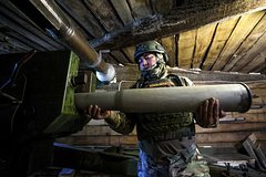 Rossijskie voennye skovali logistiku vsu osvobozhdeniem sela progress v dnr bbd03fc.jpg