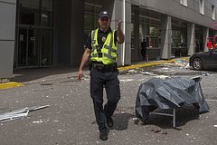 Ukrainec oblilsja benzinom u ratushi lvova i ugrozhal podzhech sebja cbf5e67.jpg