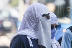 V rossijskom regione devushek poprosili ne nadevat nikab na uchebu 99331e5.jpg