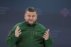 Zaluzhnyj vpervye vystupil publichno posle novogo naznachenija 860d4fd.jpg