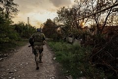 Dva zhitelja kurskoj oblasti spasli vtorgshegosja v region istekajushhego krovju bojca vsu 1119a4f.jpg
