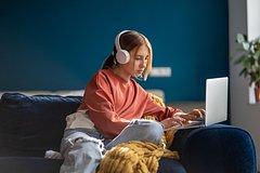 Rossijane soglasilis doveritsja blogeram v neskolkih voprosah c5828fc.jpg