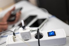 V kitae izobreli rekordnuju zarjadku dlja smartfonov d32f013.jpg
