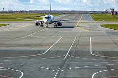V moskve 43 samoleta ushli na zapasnye aeroporty 60341af.jpg