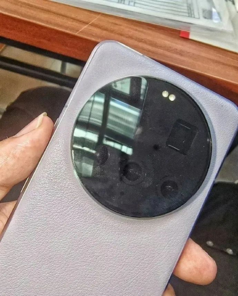 Появилось новое фото флагманского Xiaomi 15 Ultra