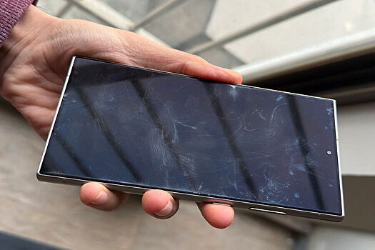 Polzovateli pozhalovalis na antiblikovoe pokrytie smartfonov samsung 704bd03.jpg