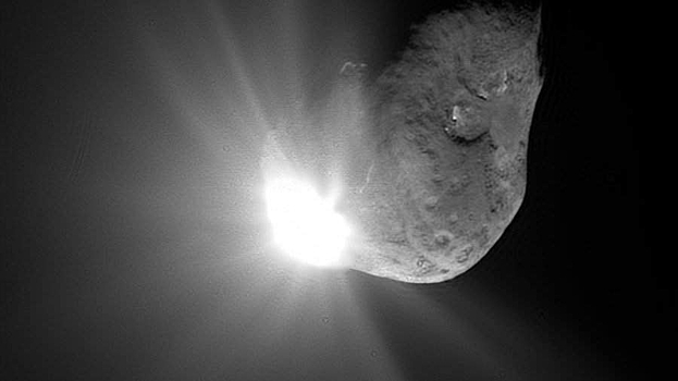 V severnyj poljus zemli mog vrezatsja krupnyj asteroid 0cd825d.jpg