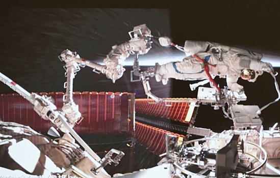 Kitajskie astronavty proveli v otkrytom kosmose 85 chasov e64e369.jpg