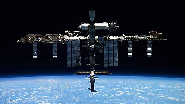 Mask tramp prosit skoree vernut na zemlju zastrjavshih na mks astronavtov eb76796.jpg