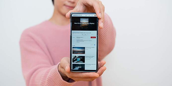 Samsung predstavila razdvizhnye displei slidable flex 3241bcf.jpg