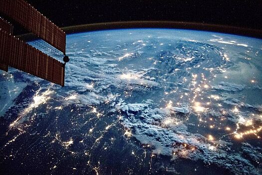 Mask vstupil v spor s datskim astronavtom iz za zastrjavshih na mks amerikancev 9c3bbb3.jpg