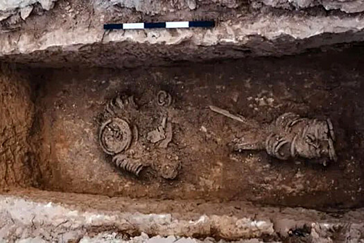 Arheologi raskryli 1500 letnjuju tajnu zhenshhiny v cepjah vykopannoj pod ierusalimom 3824030.jpg
