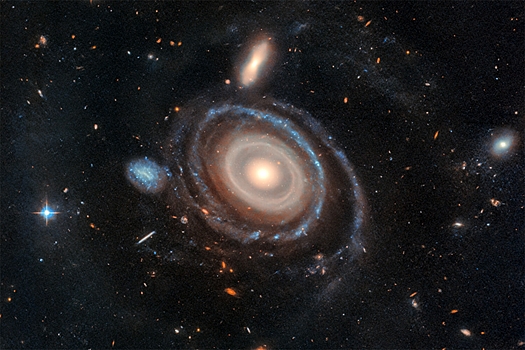 Astronomy otkryli ogromnuju kopiju mlechnogo puti v rannej vselennoj dbaea16.jpg
