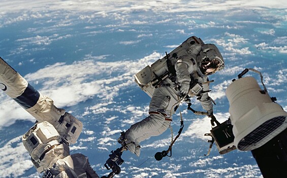 Byvaet li otryzhka v kosmose sekrety kosmonavtov 52d147c.jpg