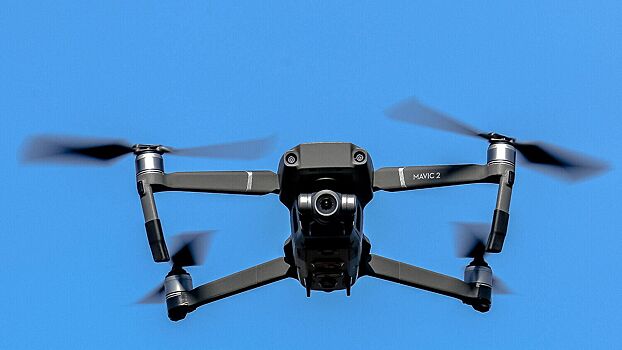 Novyj dron ot dji mavic 4 pro s rekordnoj dalnostju upravlenija i uluchshennoj bezopasnostju 3d25894.jpg