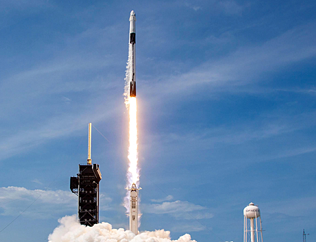 Spacex otmetila 450 ju posadku rakety falcon 9 15b5606.jpg