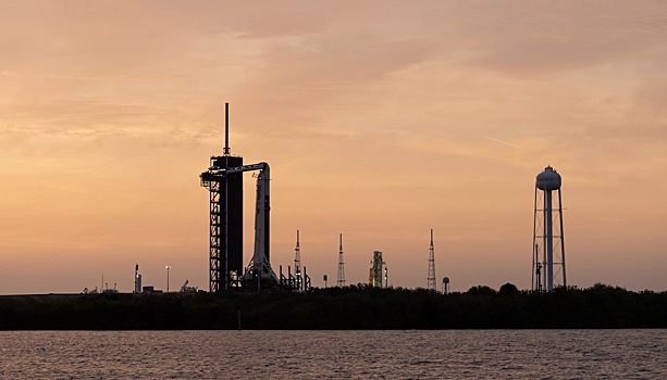 Spacex perenesla polet chastnoj missii axiom d588888.jpg