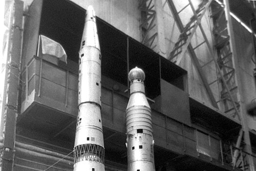 V bajkonure ustanovili samyj bolshoj v mire maket rakety n 1 9809d2d.jpg