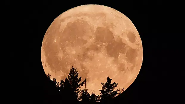 Mars i merkurij pocelujut lunu v ijune fe87083.webp