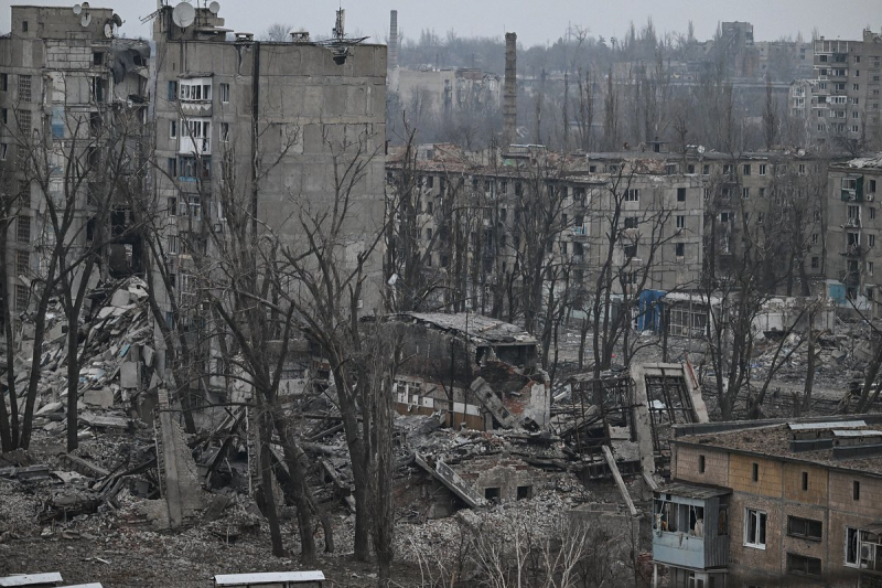 «Меня взяли в плен красиво». Российские военные нашли солдата ВСУ, который неделю прятался в Авдеевке. Что он рассказал?
